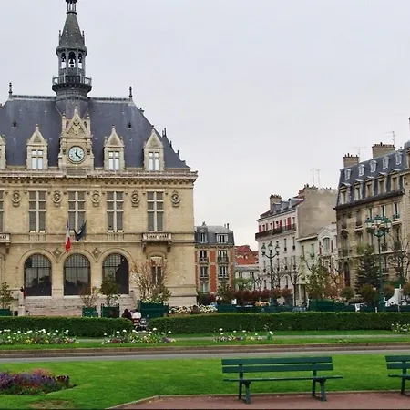 Rempart Du Chateau-sv84 Studiovincennes